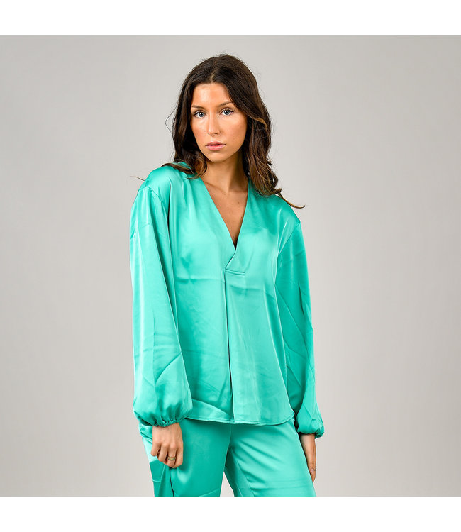 RD International RD Style Panna Front Pleat Blouse Green pants sold separately