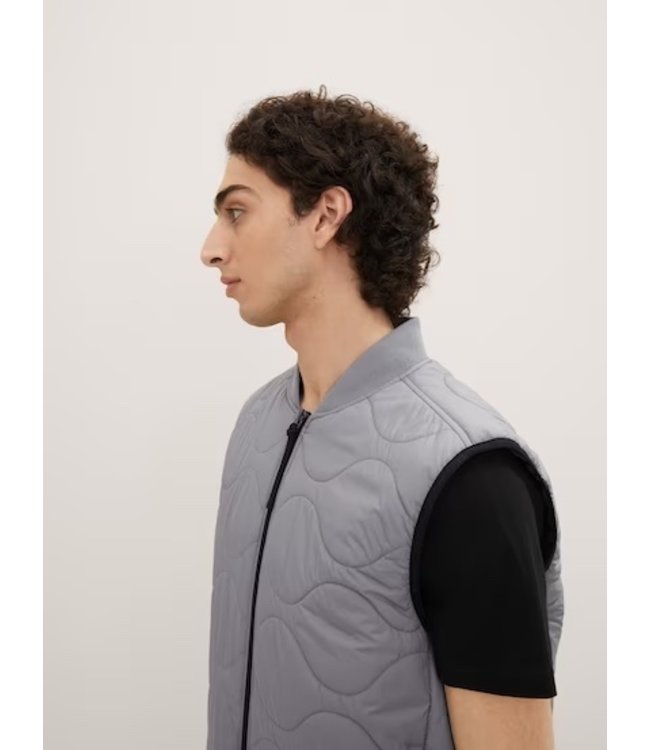 TOM TAILOR Light Weight Vest  platinum grey