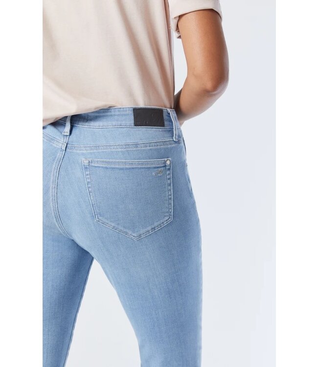 Kathleen Slim Boyfriend Jeans High Rise | Bleached Feather Blue