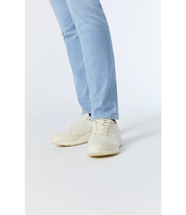 Kathleen Slim Boyfriend Jeans High Rise | Bleached Feather Blue