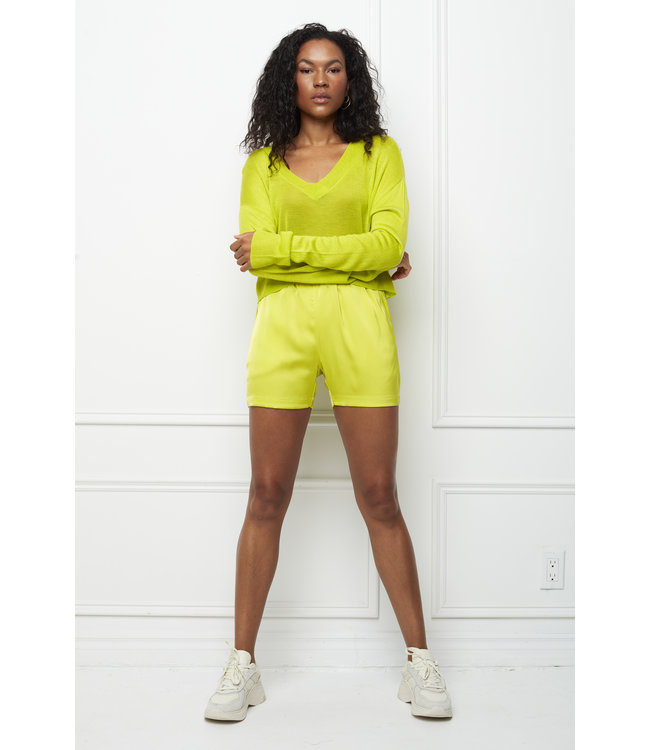 RD Style PATTI PULL-ON SHORT WITH SLANT POCKET