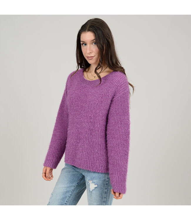 RD International RD STYLE JOLENE LONG SLEEVE WIDE CREW NECK SWEATER