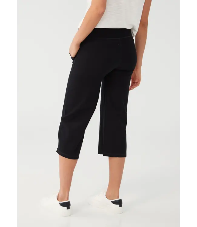 FDJ  Straight Leg Capri With Pockets
