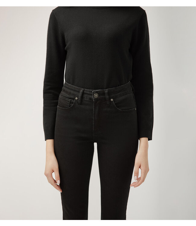 SILVER JEANS Avery High Rise Straight Leg Luxe Stretch Jeans