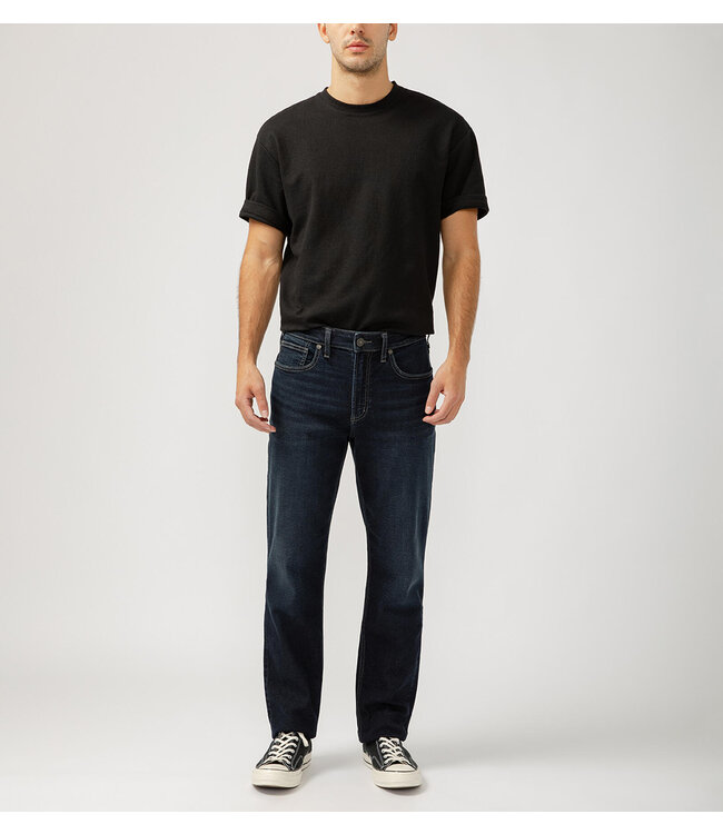SILVER JEANS Eddie Classic Athletic Fit Tapered Leg Jeans