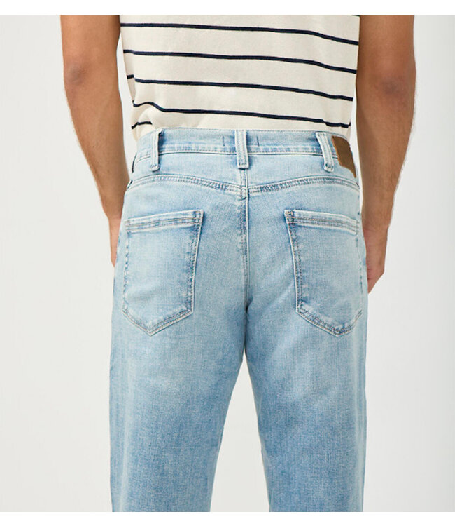 Silver Eddie Classic Athletic Fit Tapered Leg Jeans