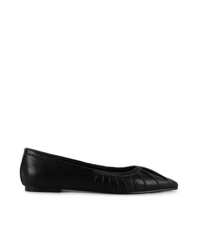 Steve Madden Daringly