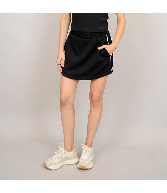 RD Style  SANTIA SOFT SCUBA PULL ON MINI SKORT BLACK
