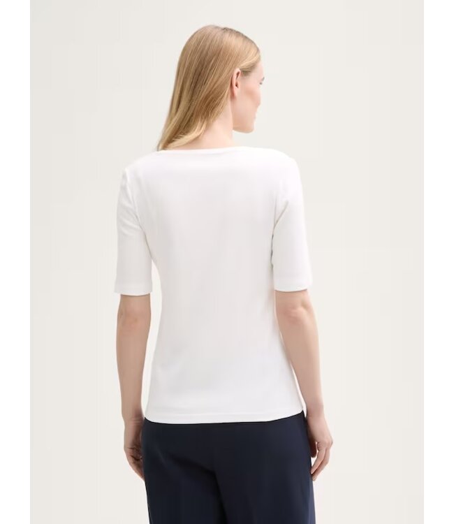 TOM TAILOR Slim fit T-shirt with a round neckline