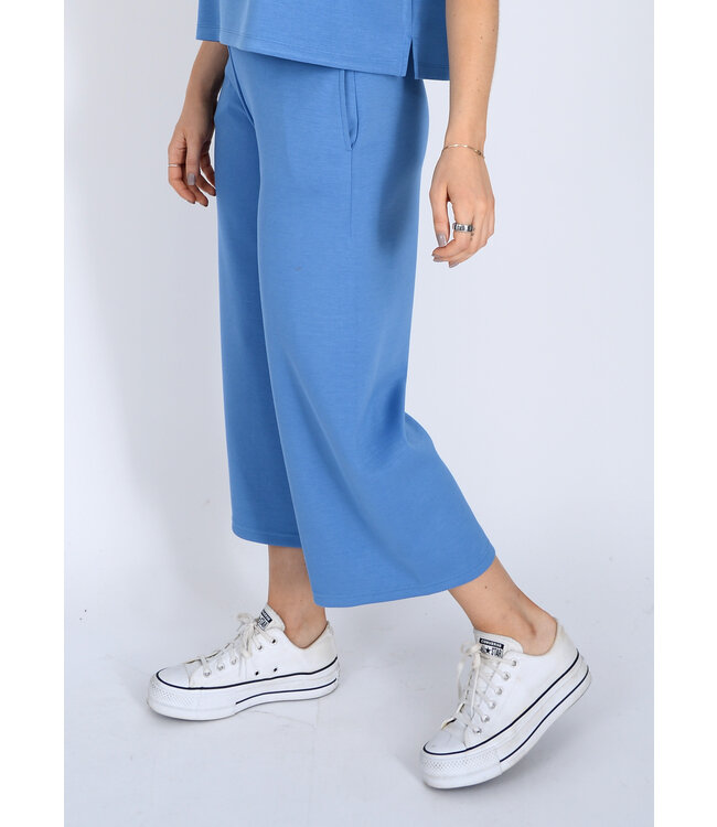 RD Style  VICTORIA  SOFT SCUBA CROPPED PANTS