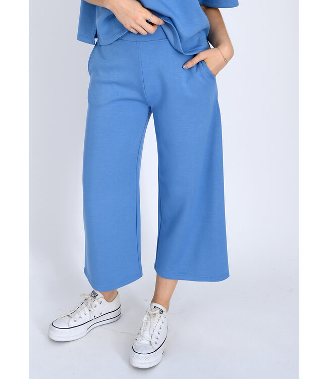 RD Style  VICTORIA  SOFT SCUBA CROPPED PANTS