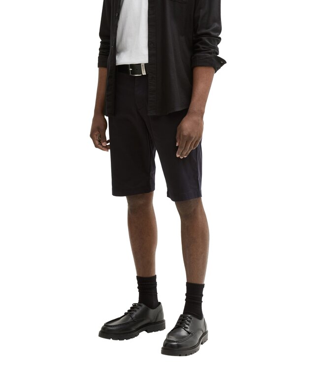Regular fit chino shorts