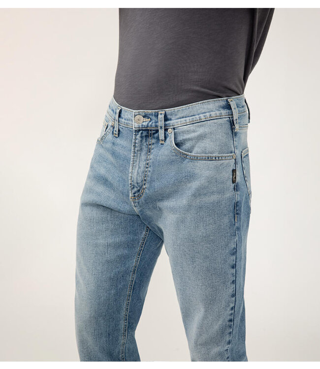 SILVER JEANS Machray Classic Fit Straight Leg