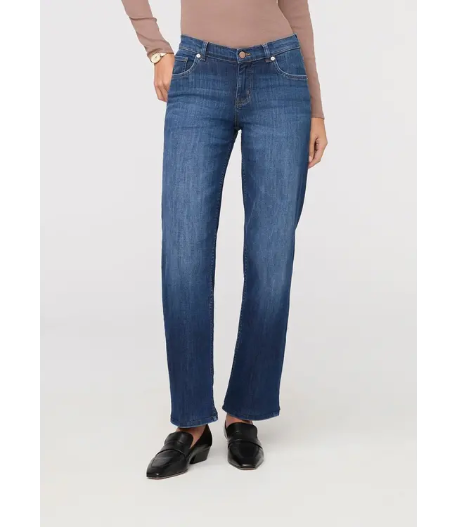 Performance Denim Mid Rise Straight - Blue Cascade