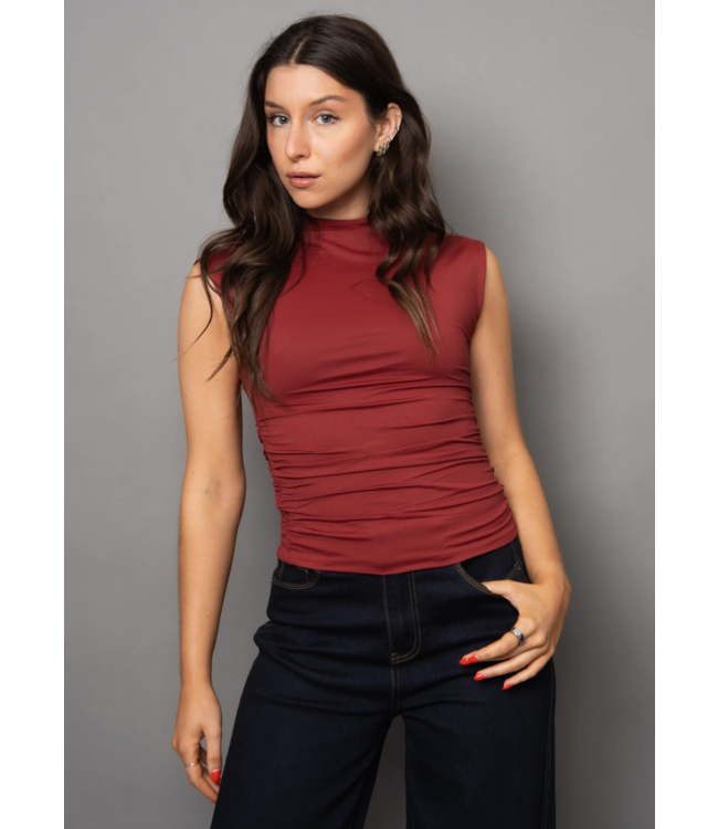 RD STYLE YVE EXTENDED SLEEVE FUNNEL NECK TOP