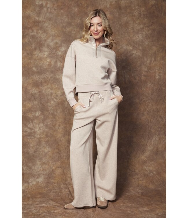 RD Style MAILYN SOFT KNIT WITh  SATIN TRIM TOP