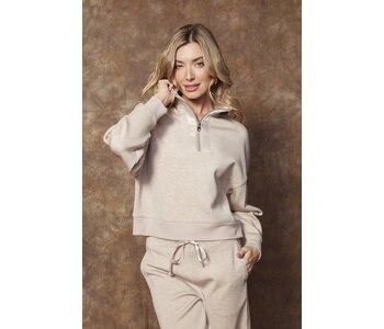 RD Style MAILYN SOFT KNIT WITh  SATIN TRIM TOP