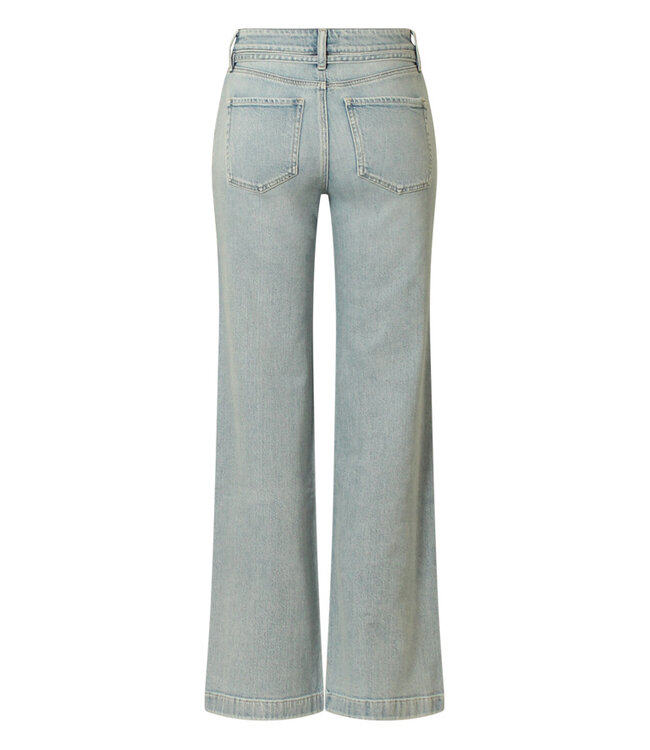 Silver Jeans Avery High Rise Trouser Jeans