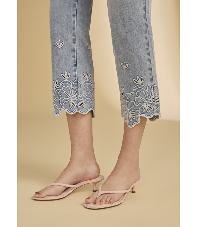 FDJ  Olivia straight crop with Floral Details