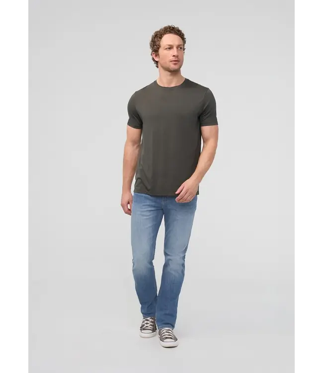 Duer Canada Performance Denim Slim Straight