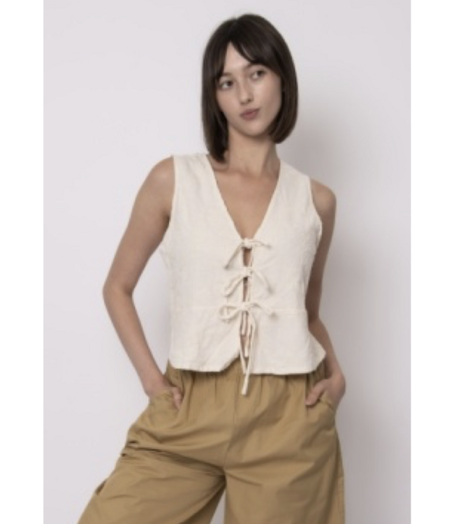 RD Style LORA VISCOSE LINEN SOUTACHE FRONT TIE TOP