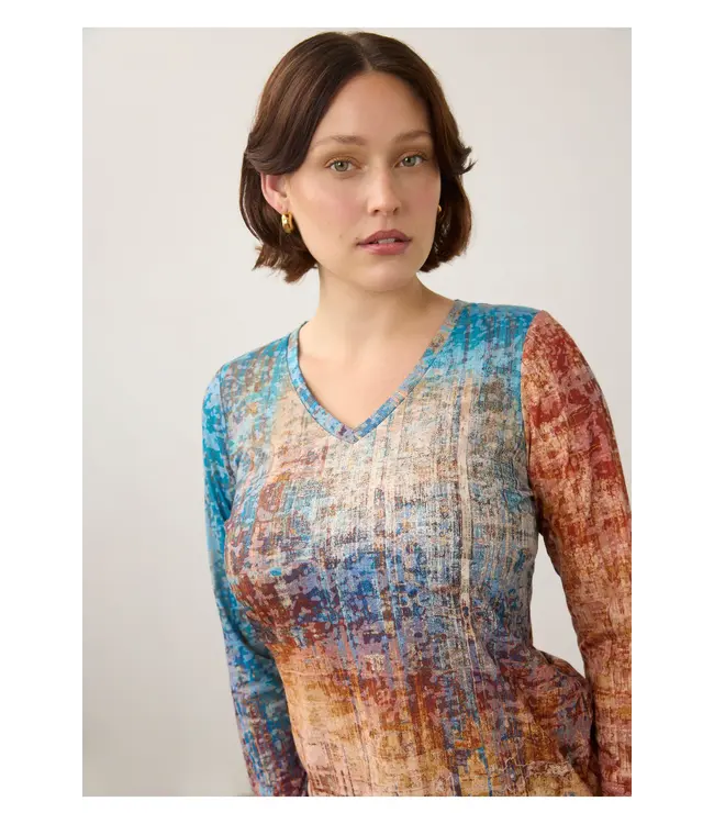 FDJ Long Sleeve V Neck Top