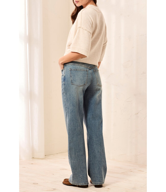 Tribal Canada Sophia Curvy 3D Flower Jeans