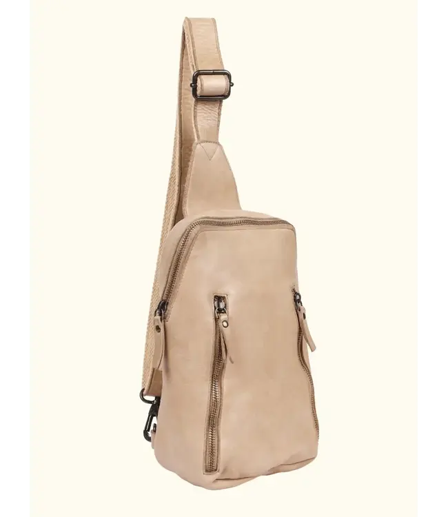 066 Constance Washed Genuine Leather Crossbody Bag