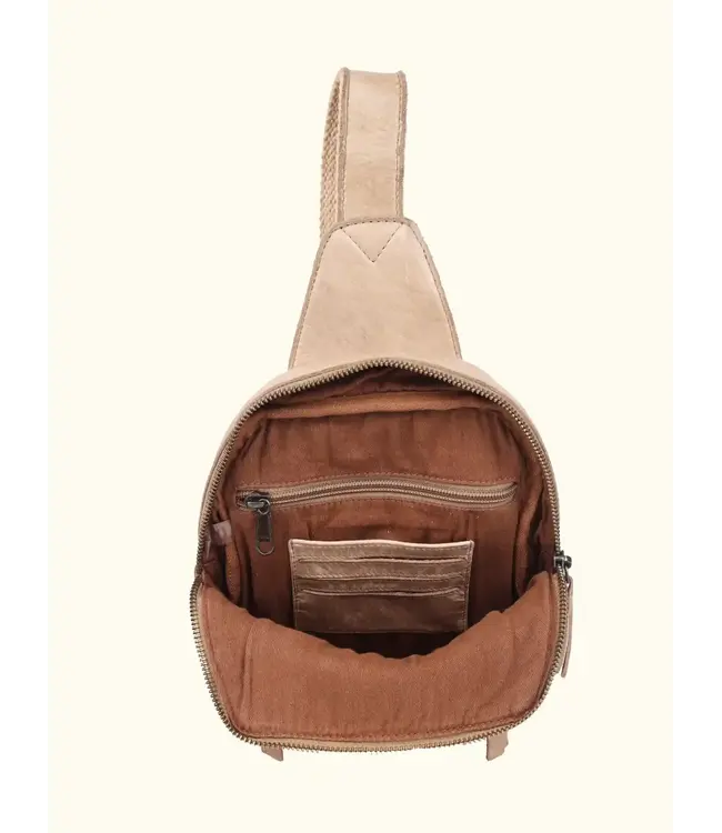 066 Constance Washed Genuine Leather Crossbody Bag