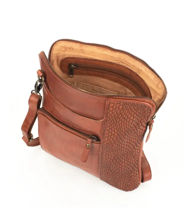 097 Dunedin Messenger Bag Washed Genuine Leather