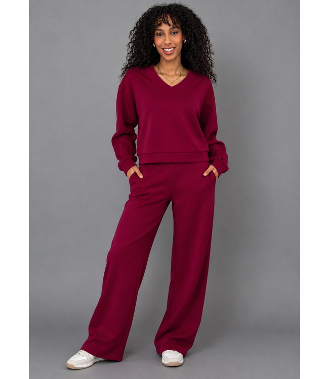 RD International RD Style Signature Soft Knit V-Neck Pullover Cranberry RD International RD Style Signature Soft Knit V-Neck Pullover Cranberry