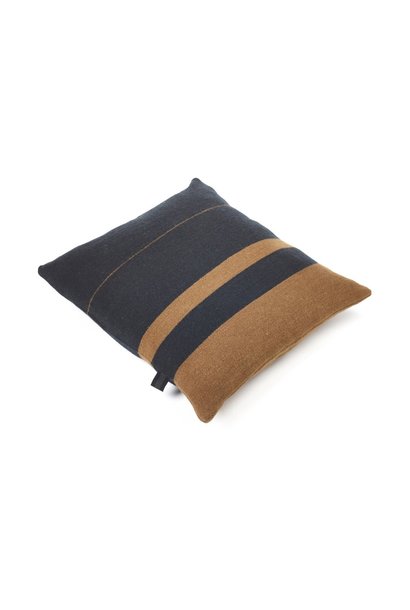 Cushion Cover Oscar - 25" x 25"