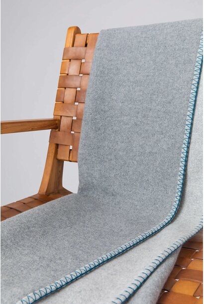 Throw - Silver/Grey