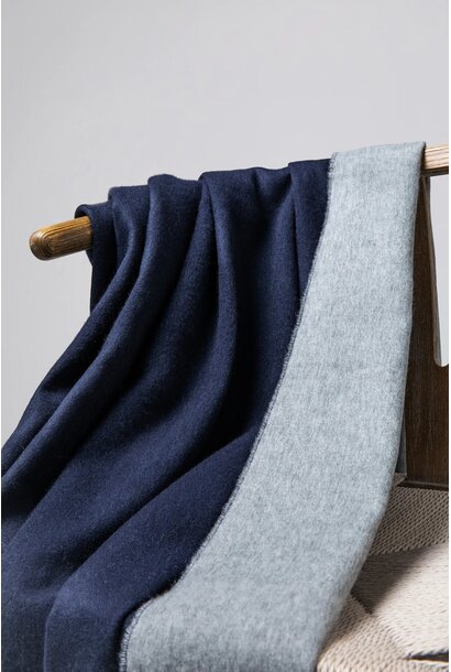 Throw - Navy/Lt.Grey
