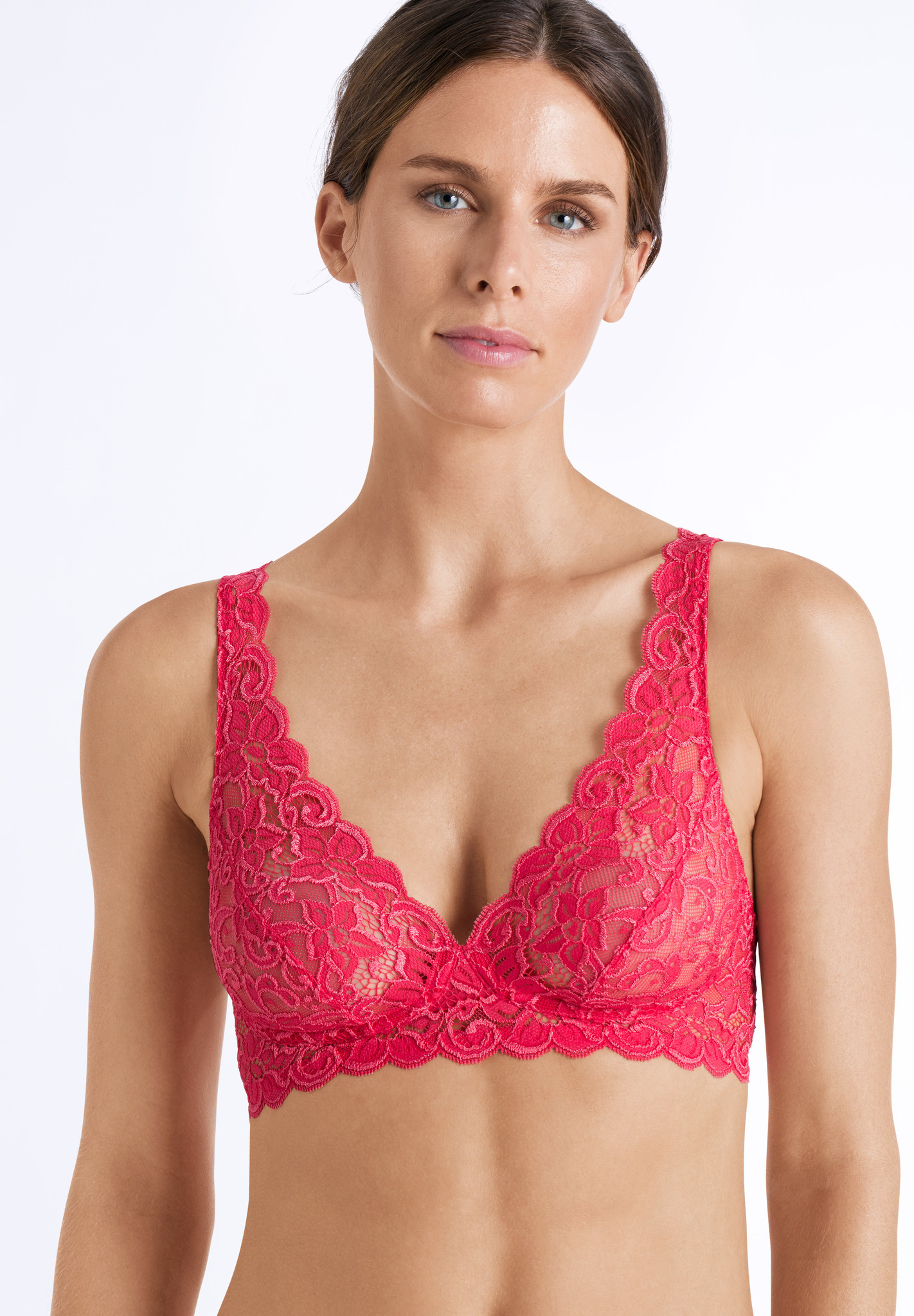 HANRO Luxury Moments All Lace Soft Cup Bra 71465