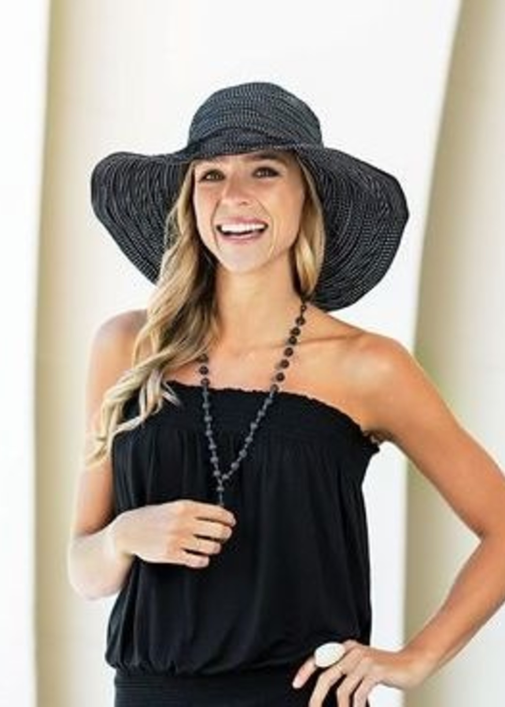 Wallaroo Scrunchie Hat