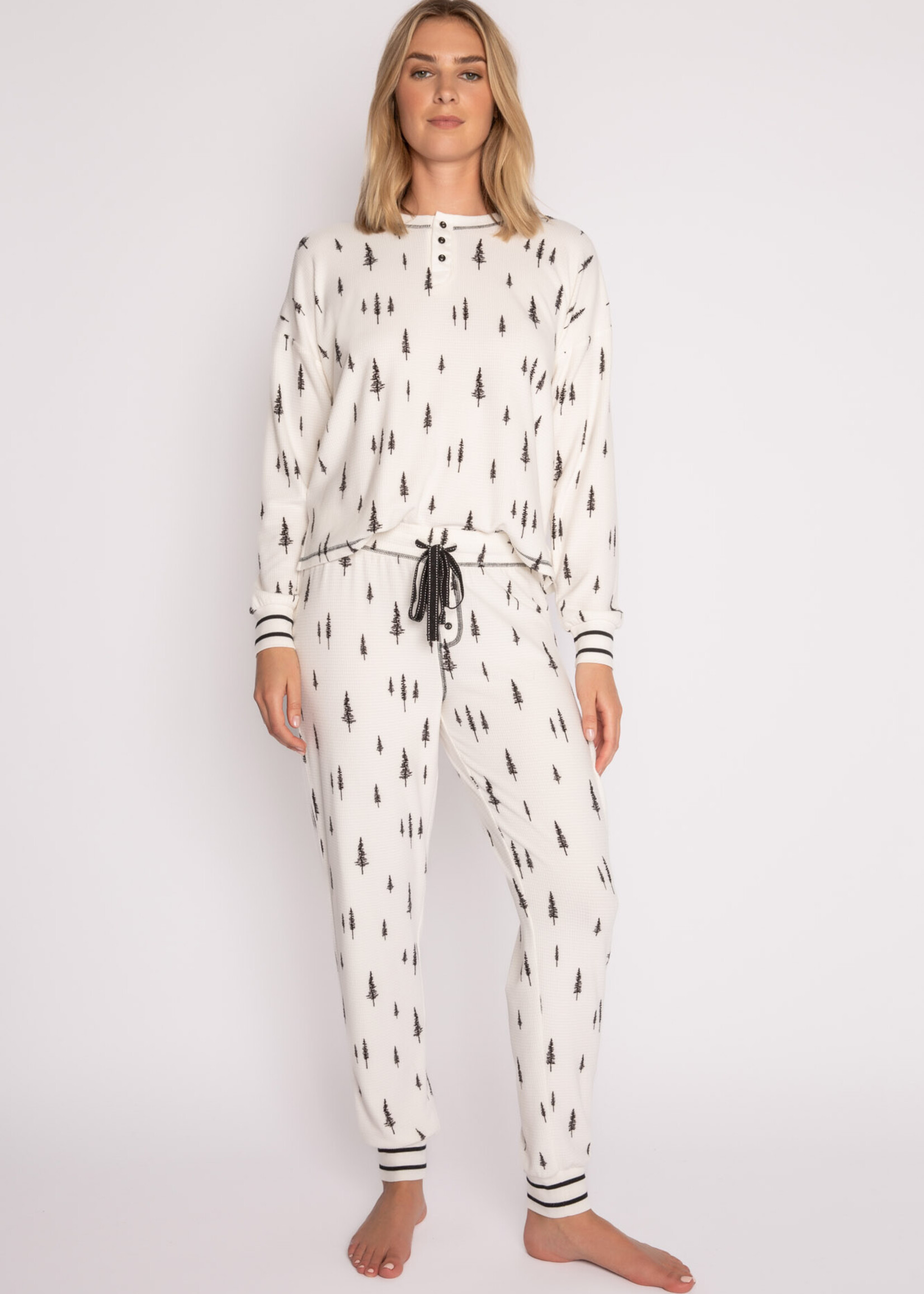 PJ SALVAGE FOREVER FESTIVE IVORY DOT LOUNGE SET