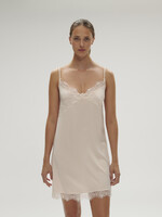 Simone Perele Satin Secrets Chemise