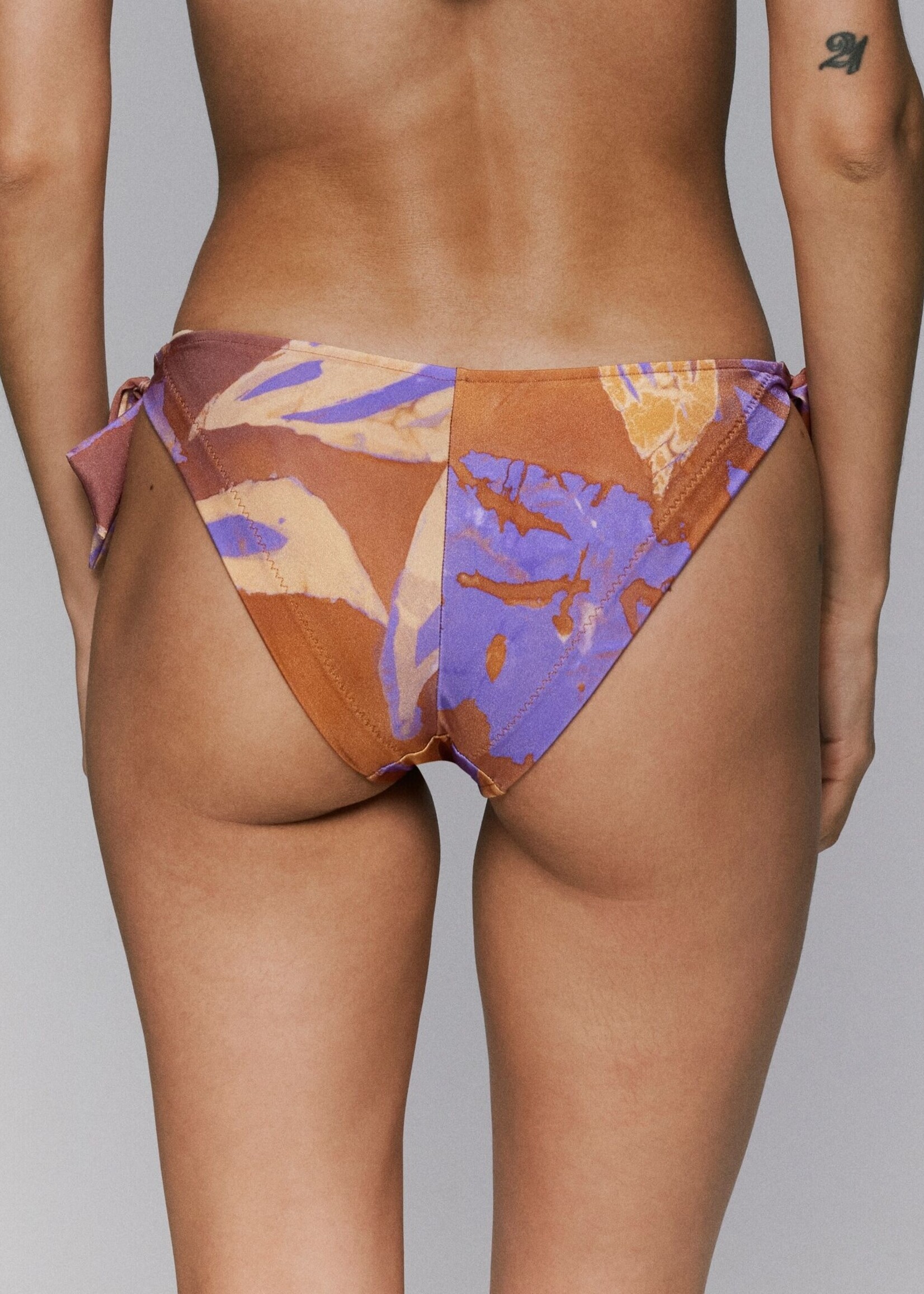 Sarda Johanson Bikini 3600529 / 3600553