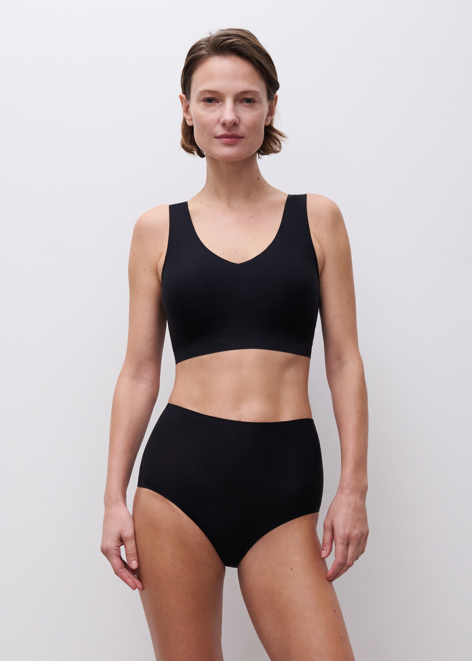 Chantelle Soft Stretch: Padded Bralette 16A1