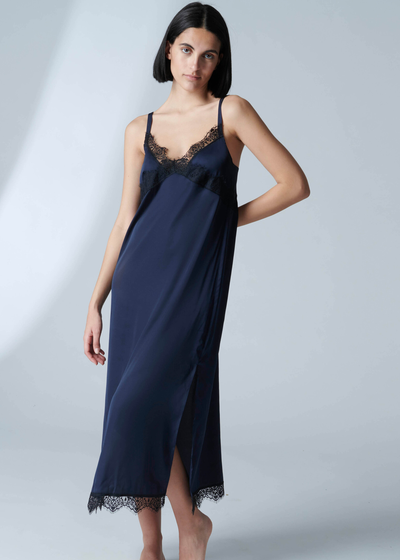 Simone Perele Satin Secrets Long Chemise 23H941