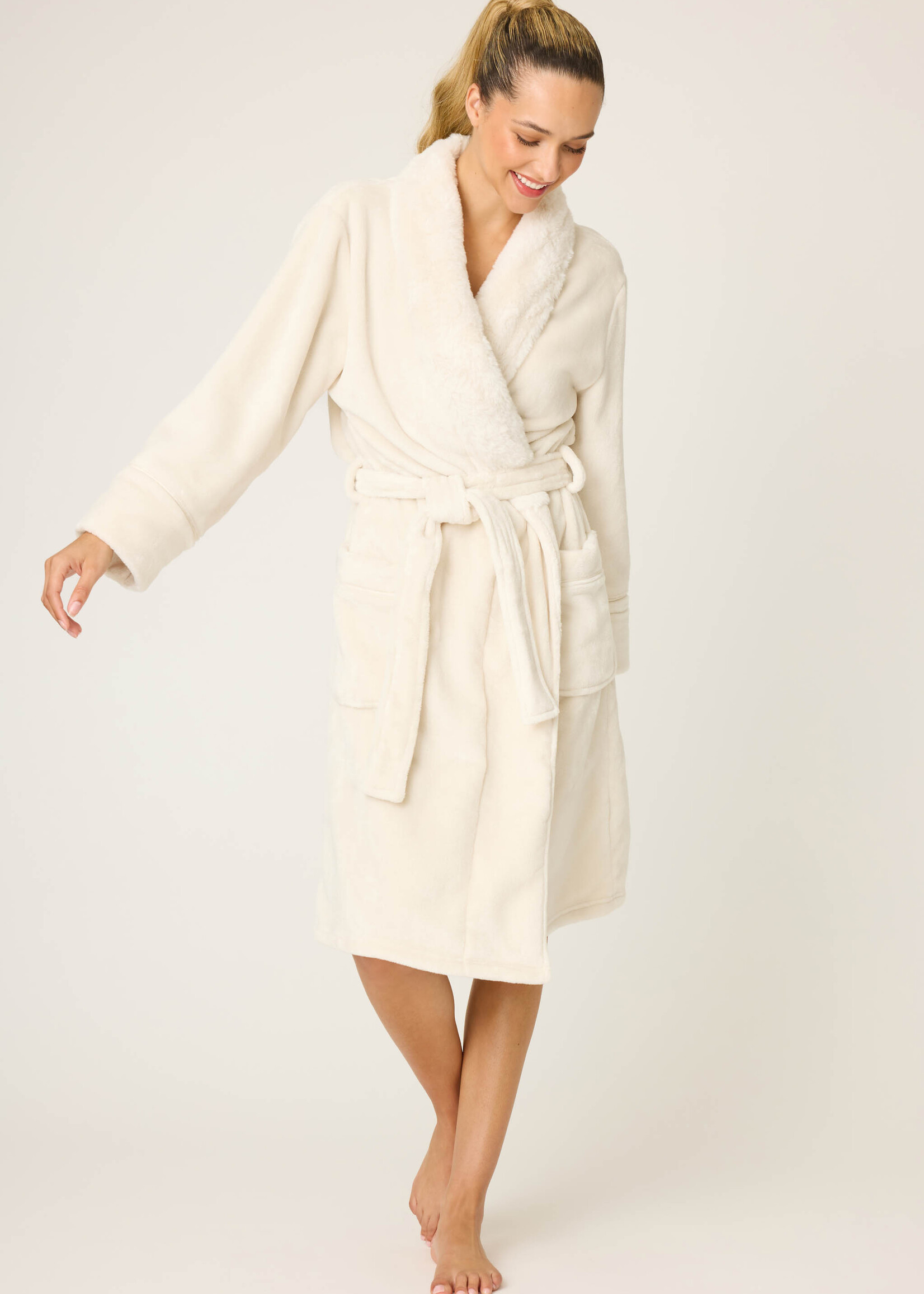 PJ Salvage Luxe Plush Robe R7LPR