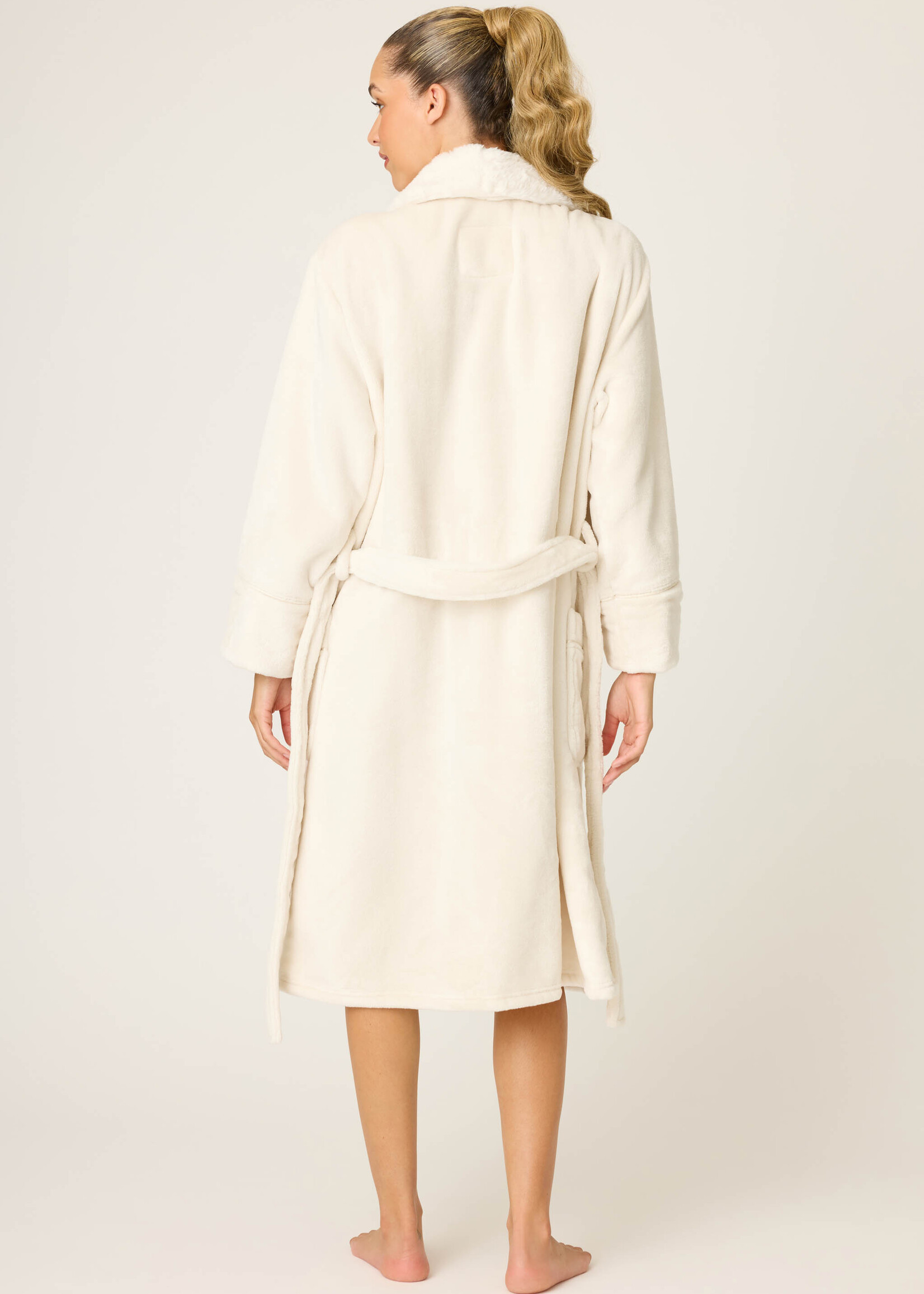 PJ Salvage Luxe Plush Robe R7LPR