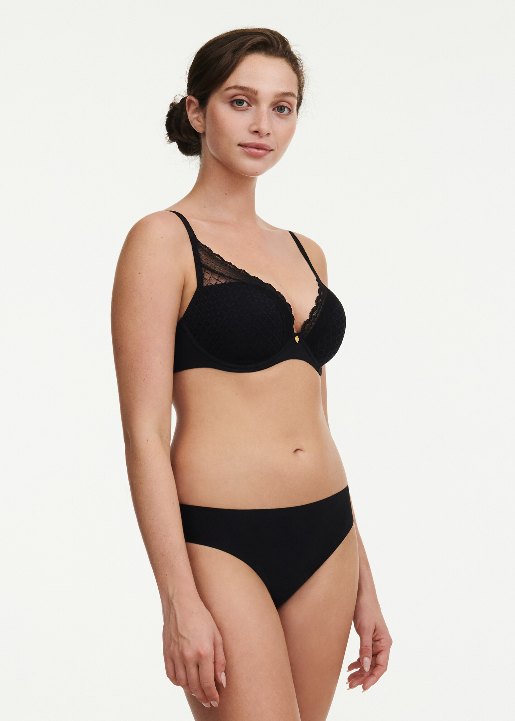 Chantelle Norah Chic Plunge Bra 16MNA