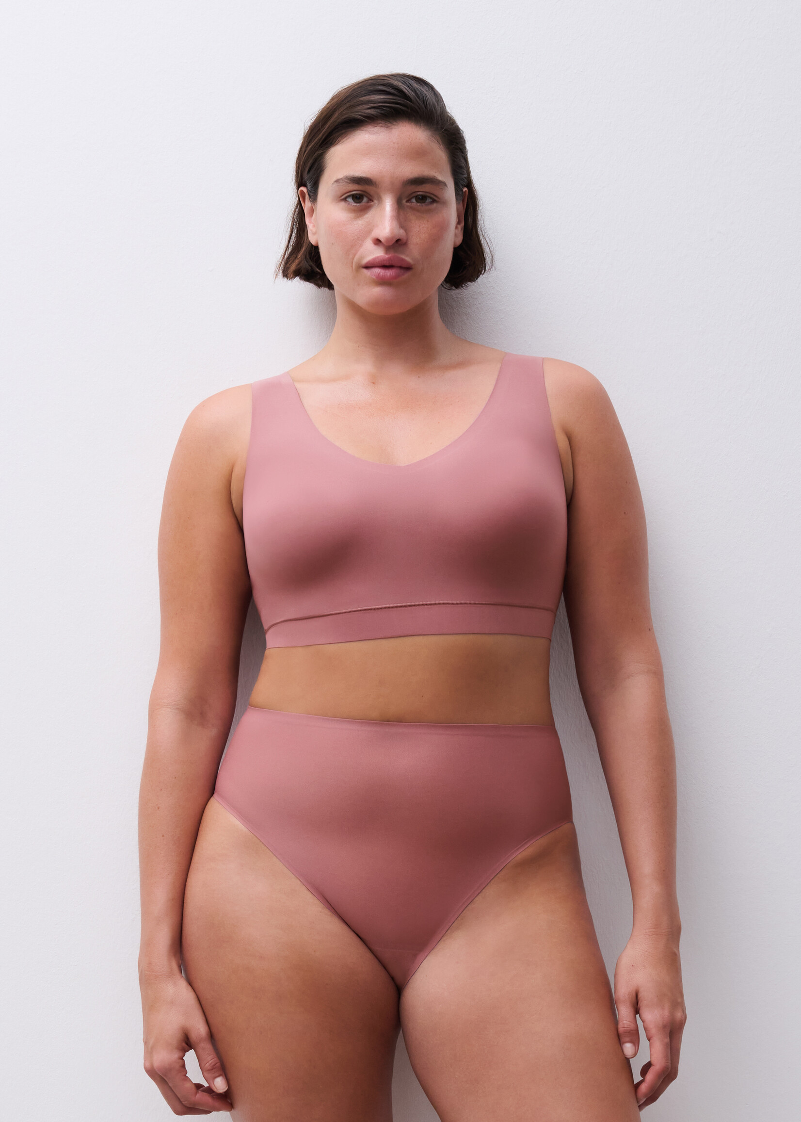 Chantelle Soft Stretch: Fashion High Cut French Brief 1067