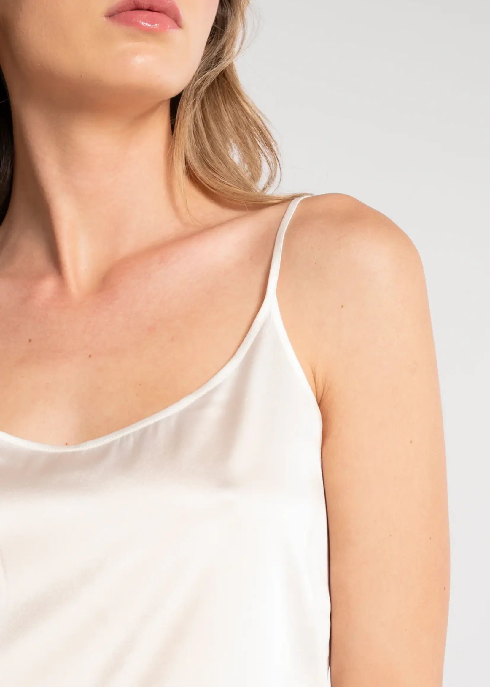 Oscalito Silk Satin Stretch Cami 10305