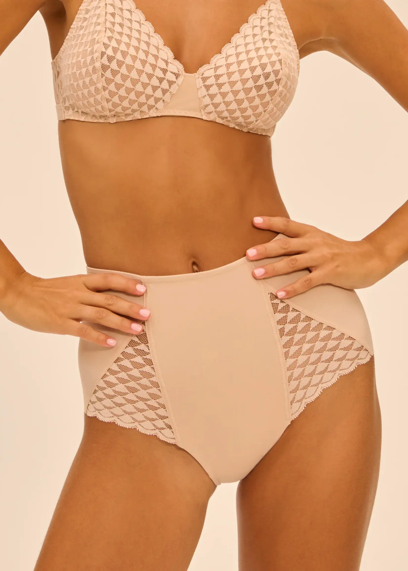 Simone Perele Subtile Full Control Brief 19Y610