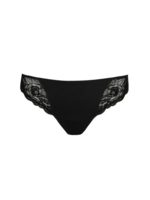 Marie Jo Cyrile Brief