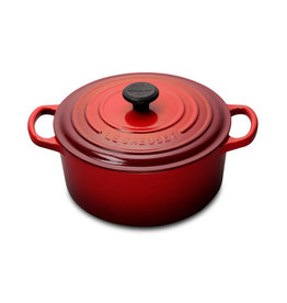 Le Creuset Le Creuset 3.3L Round French Oven Cherry
