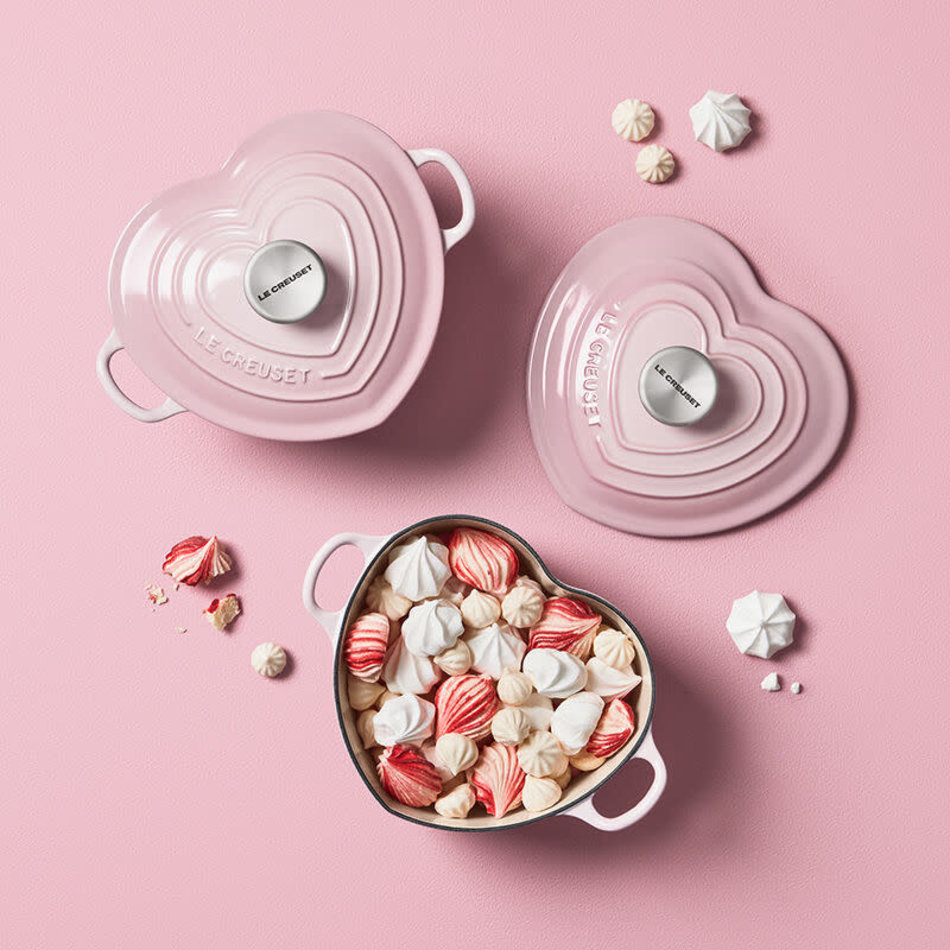 Le Creuset Le Creuset 1.9L Heart Cocotte, Shell Pink